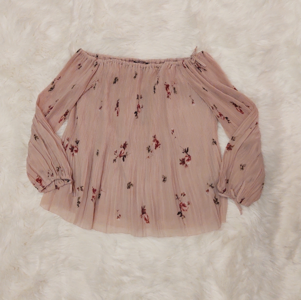 Catherine Maladrino Off Shoulder Floral Pleate Top